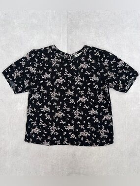 Abercrombie & Fitch Black Short-Sleeve Button Back Floral Top, Size Small